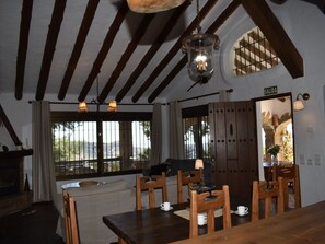 Dining - Finca Angarilla mit privatem Pool by Interhome (Competa)