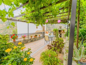 Outdoor dining - Mirador by Interhome (Laroya)