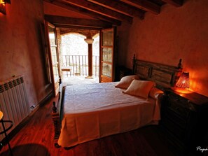 8 bedrooms, Internet