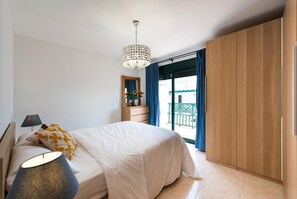 2 Schlafzimmer, Bügeleisen/Bügelbrett, WLAN, Bettwäsche