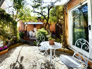 Outdoor dining - Zimmer in der Nähe des Zentrums by Interhome (Olbia)