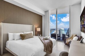 1 bedroom, iron/ironing board, travel cot, free WiFi - Lyfe Resort Ocean View | Gym, Direct Beach Access (Hollywood)