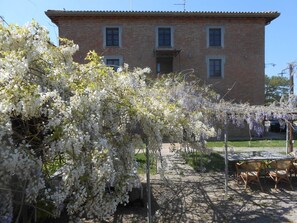 Outdoor dining - Fischione by Interhome (Castiglione del Lago)