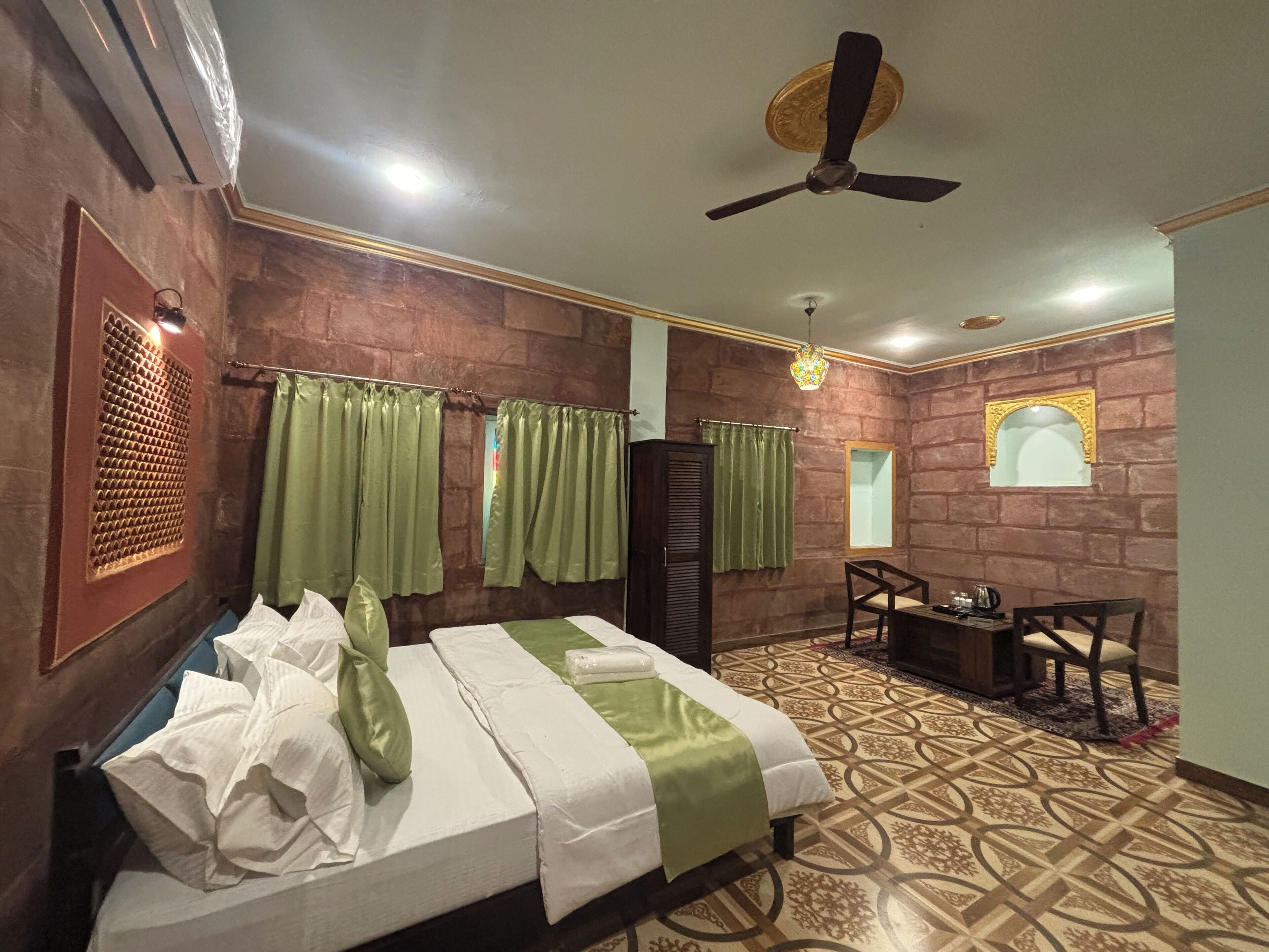 Classic Double Room, Courtyard View | Laptop workspace, free WiFi