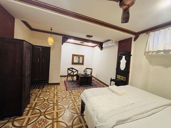 Laptop workspace, free WiFi - Mohangarh Heritage (Jodhpur)