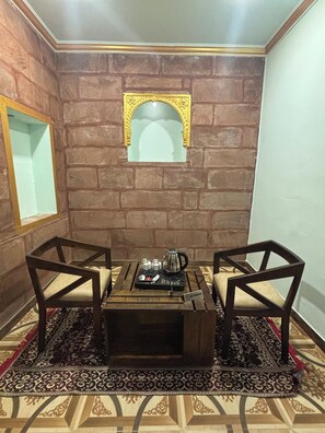 Laptop workspace, free WiFi - Mohangarh Heritage (Jodhpur)
