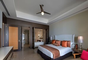 Iron/ironing board, WiFi, bed sheets - Grand Luxxe One Bedroom Villa - Riviera Maya (Playa del Carmen, Cancún)