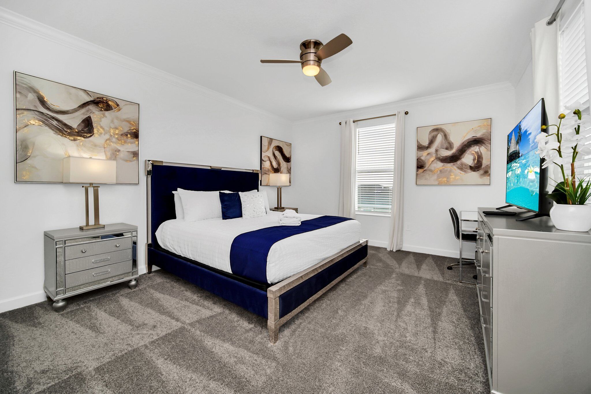 5 bedrooms, iron/ironing board, WiFi, bed sheets