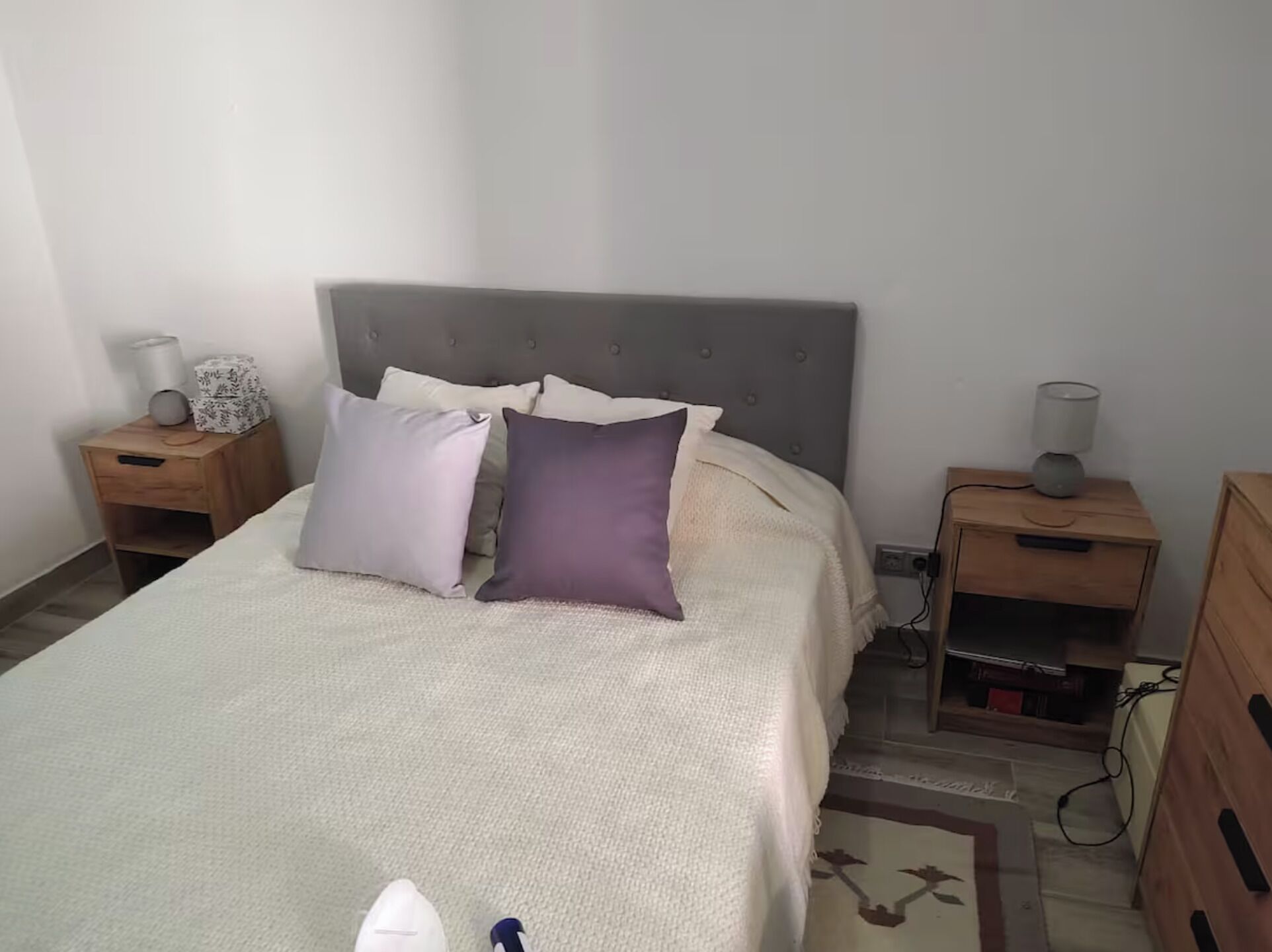 1 habitación y ropa de cama 