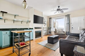 TV - Front Beach Condo! 1 Block to Center Street-2C (Folly Beach)
