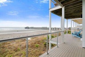 Property grounds - Front Beach Condo! 1 Block to Center Street-2C (Folly Beach)