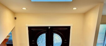 Spacious 5-bedroom house in marvelous Dix Hills with AC