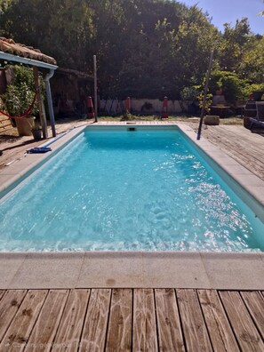 Pool - Studio "La Farigoulette" with Shared Pool, Private Terrace and Wi-Fi (Aniane)
