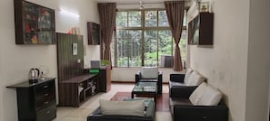 Living area - Amicable Corporate Apartment (Mumbai)