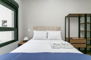 1 bedroom, iron/ironing board, Internet, bed sheets - WI-FI 500mb | Smart TV de 40" | AC Split #CHA12 (Florianópolis)