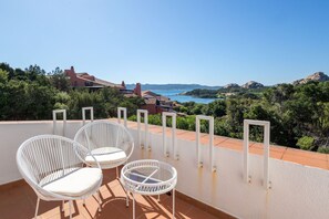 Superior Double or Twin Room, Sea View | Terrace/patio - Hotiday Baja Sardinia Seaside (Baja Sardinia)