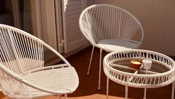 Minibar, Zimmersafe, kostenloses WLAN, Bettwäsche