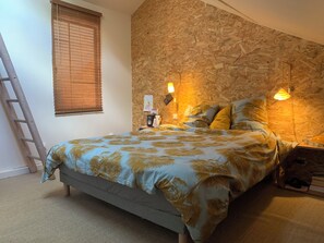3 bedrooms, WiFi - Home workshop in Crest 1 min from the river (Crest)