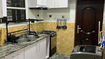 Leilighet, 3 soverom | Eget kjøkken | Kjøleskap, mikrobølgeovn, kokeplater og kjøkkenutstyr