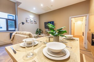 Superior Apartment | In-room dining