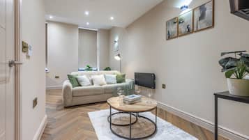 Superior Studio | Living area