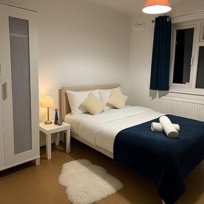 1 soverom, strykejern/-brett, wi-fi og sengetøy