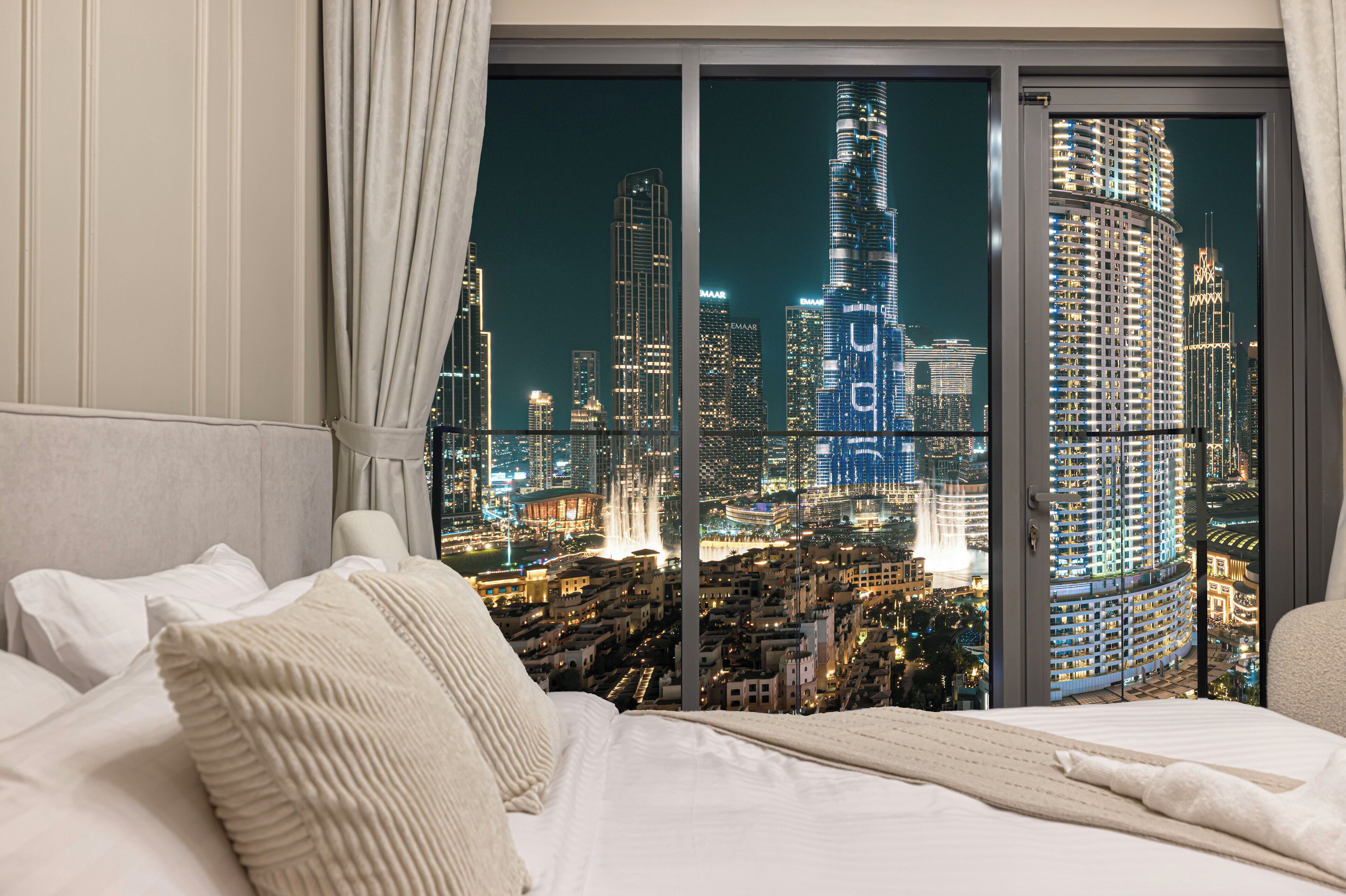 2 室のベッドルーム、アイロン / アイロン台、WiFi、ベッドシーツ