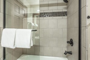 Hair dryer, towels - Townhome with Loft, Mountain Views, and Community Amenities! (Mammoth Lakes)