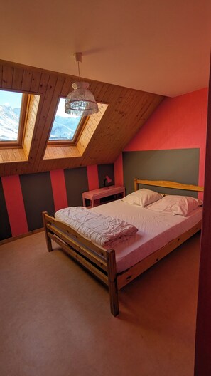 3 slaapkamers, een strijkplank/strijkijzer