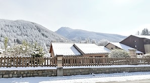 Exterior - Casa-Petit Laus Brand New Duplex in Queyras for 6p (Aiguilles)