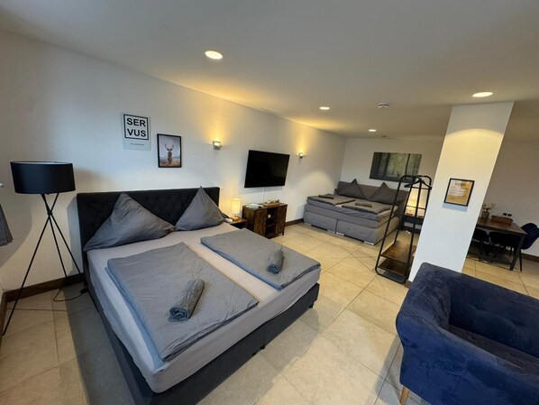 Deluxe Apartment, River View | Free WiFi - 24-7 Apartment Passau - Ferienwohnung (Passau)