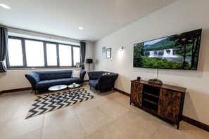 Deluxe Apartment, River View | Free WiFi - 24-7 Apartment Passau - Ferienwohnung (Passau)