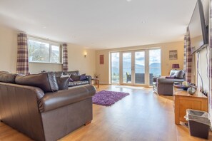 Living area - Groeslon Uchaf (Caernarfon)