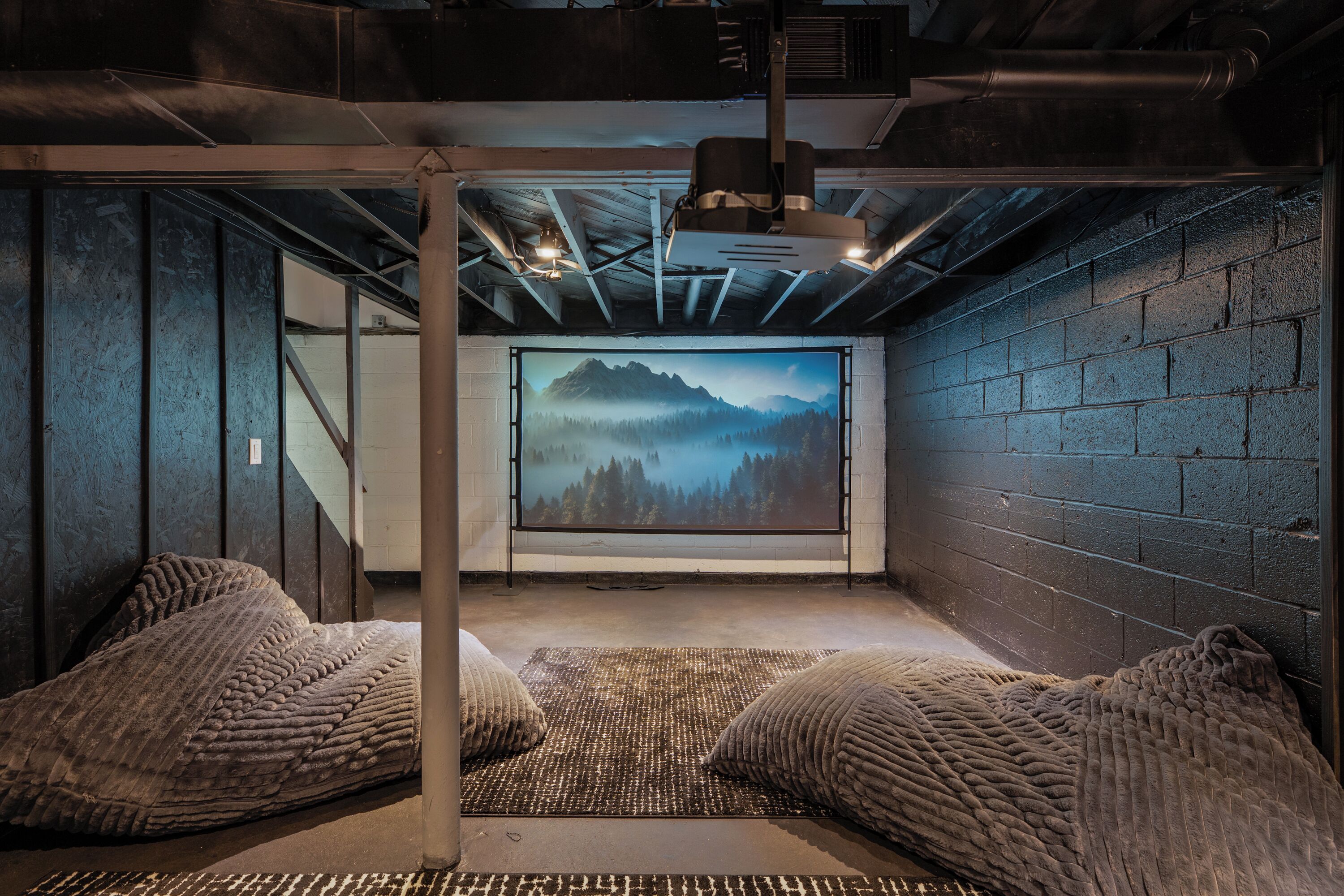 المنشأة من الداخل