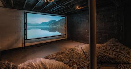 Charming Entire Home/18m to Manhattan/Home Theater