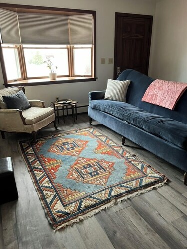 Brand new listing 1 mile from the quaint villages of Marblehead & Lakeside