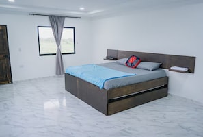 Internet, bed sheets