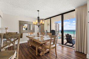 Dining - New listing: Edgewater Tower 1, 6th Floor, Beachfront, Golf, Heated Pools/Spas (Panama City Beach)