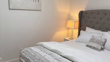 1 bedroom, in-room safe, iron/ironing board, free WiFi