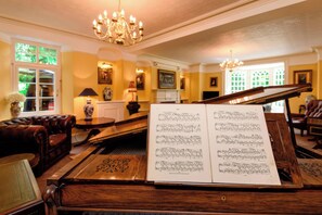 Interior - Ladye Park (Liskeard)