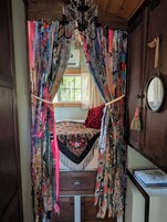 Cabaña de diseño, vistas al río | Wifi gratis