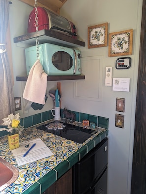 Interior - Salmon Gypsy Bed and Breakfast (Salmon)