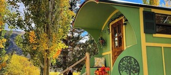 Salmon Gypsy Bed and Breakfast