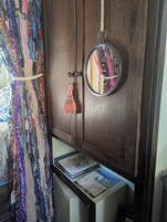 Cabaña de diseño, vistas al río | Interior