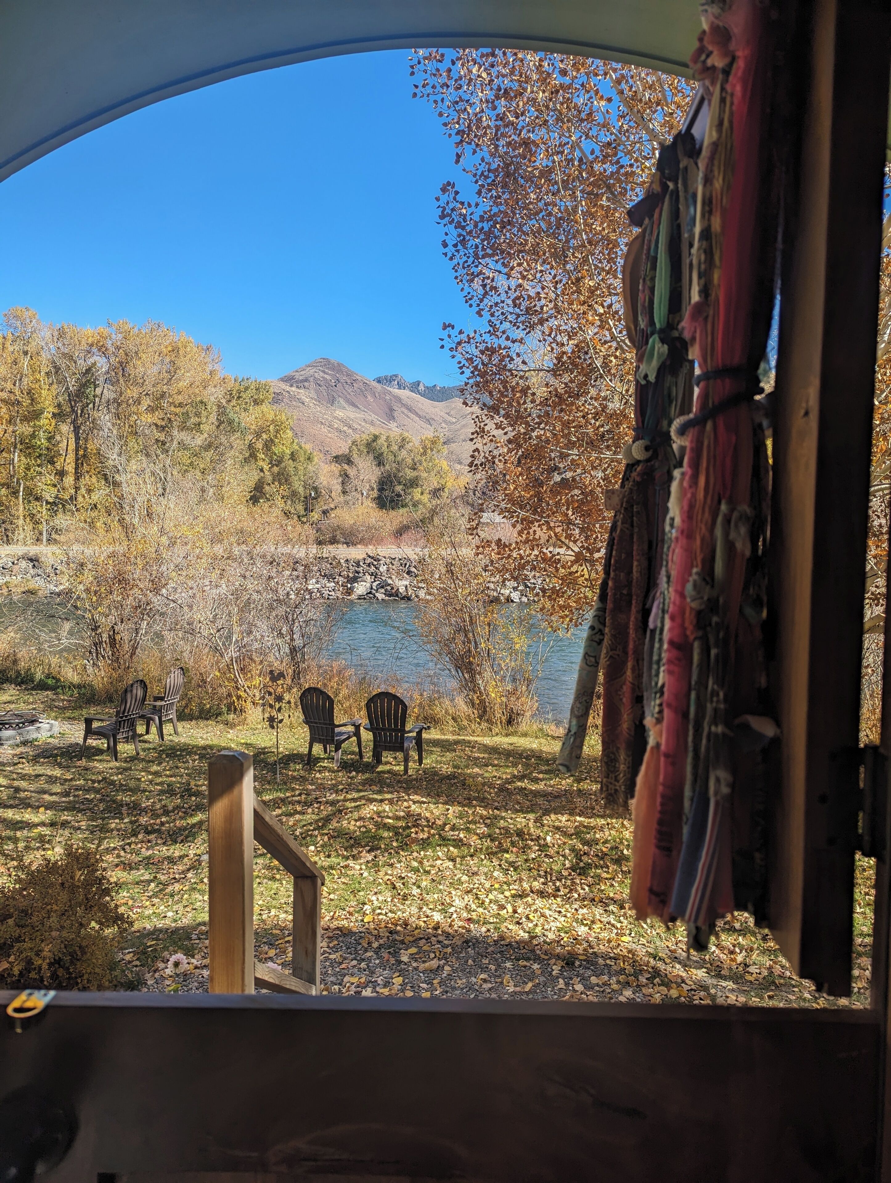 设计小屋, 河景 | 住宿内部