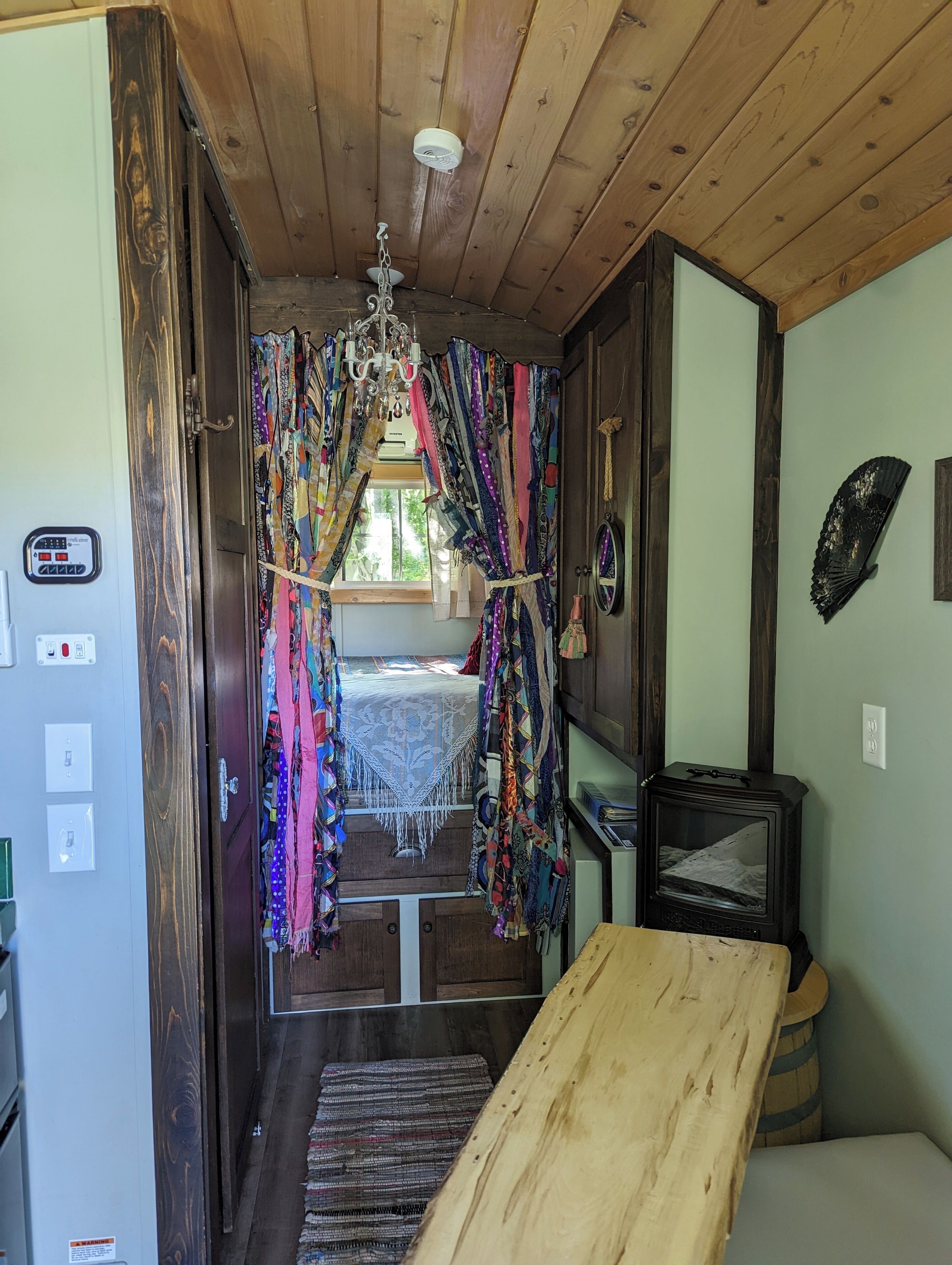 Design Cabin, River View | Wi-fi percuma 