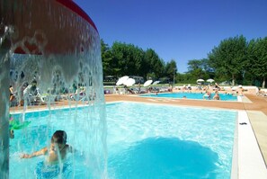 Pool - Vacation park Fontanelle Mobilehome Villa Jade for 5 persons (Moniga del Garda)