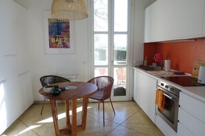Private kitchen - Villa Scannagallo, relax in the Arezzo countryside, Concierge, A/C and WiFI (Foiano della Chiana)