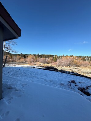 Property grounds - Snowcreek Resort Vacation Rental 511 (Mammoth Lakes)