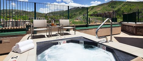 室外 SPA 浴缸